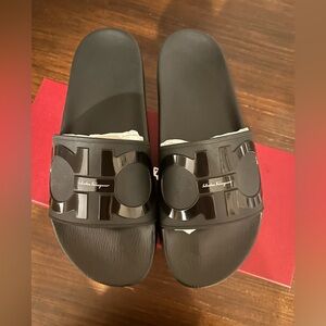 Salvatore Ferragamo Groove 2 Slides Black Size 10 - Brand NEW in Box